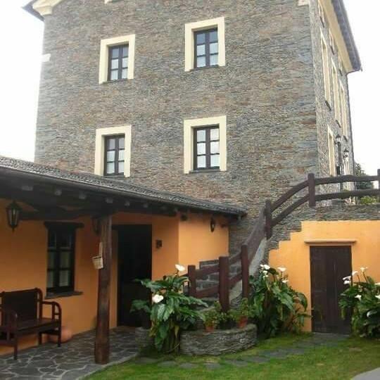 Casa De Aldea El Conceyu Pensionat Navia Eksteriør billede
